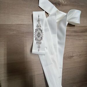 Pronovias , San Patrick wedding belt sash , ivory with Rhinestone Embellishment